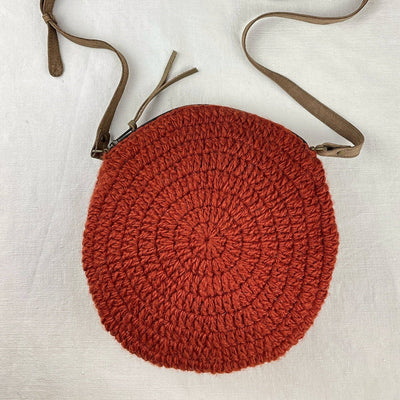 Crochet Circle Cross Body Handbag: Rust Orange