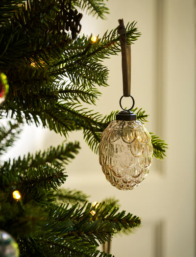 Pine Cone Christmas Bauble Truffle