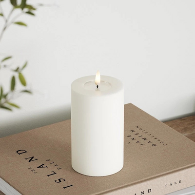LED Pillar candle Ø 7.5 x 12.5 cm White