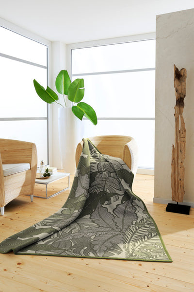 Tropical leaf Green Throw