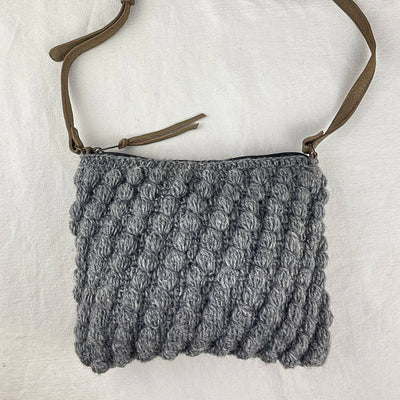 Crochet Bobble Cross Body Handbag: Light Grey