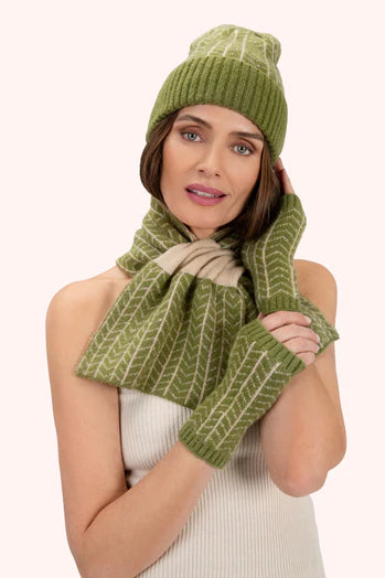 Niamh Wrist Warmers - Olive