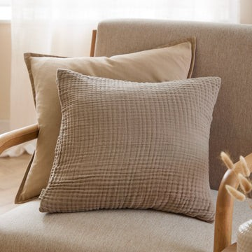 LARK CUSHION MOLE 45X45