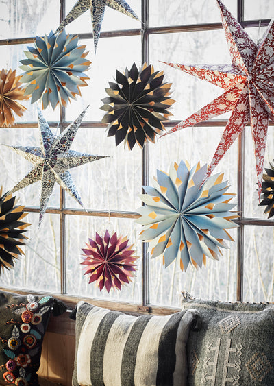 Aqua Veneer Paper Star with Lights Large
