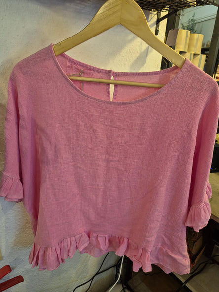 WASHED LINEN RUFFLE TOP - FUCHSIA