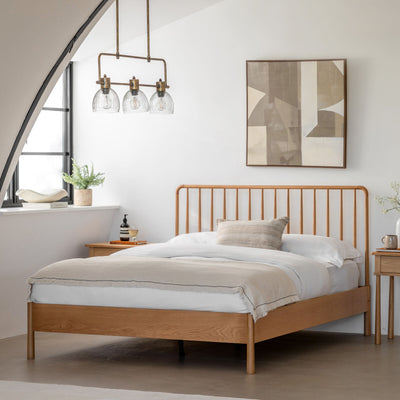 Wymbush Oak Spindle Bedstead